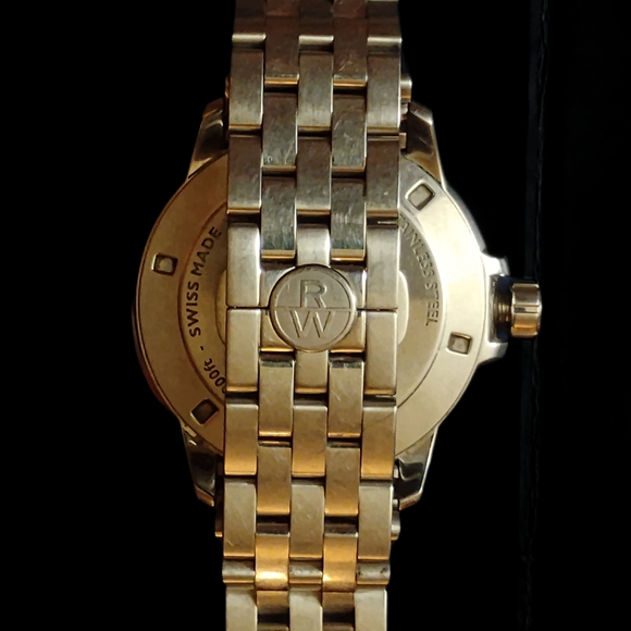 ON SALE! Raymond Weil "The Tango Collection" Classic Timepiece - Picture 9 of 9